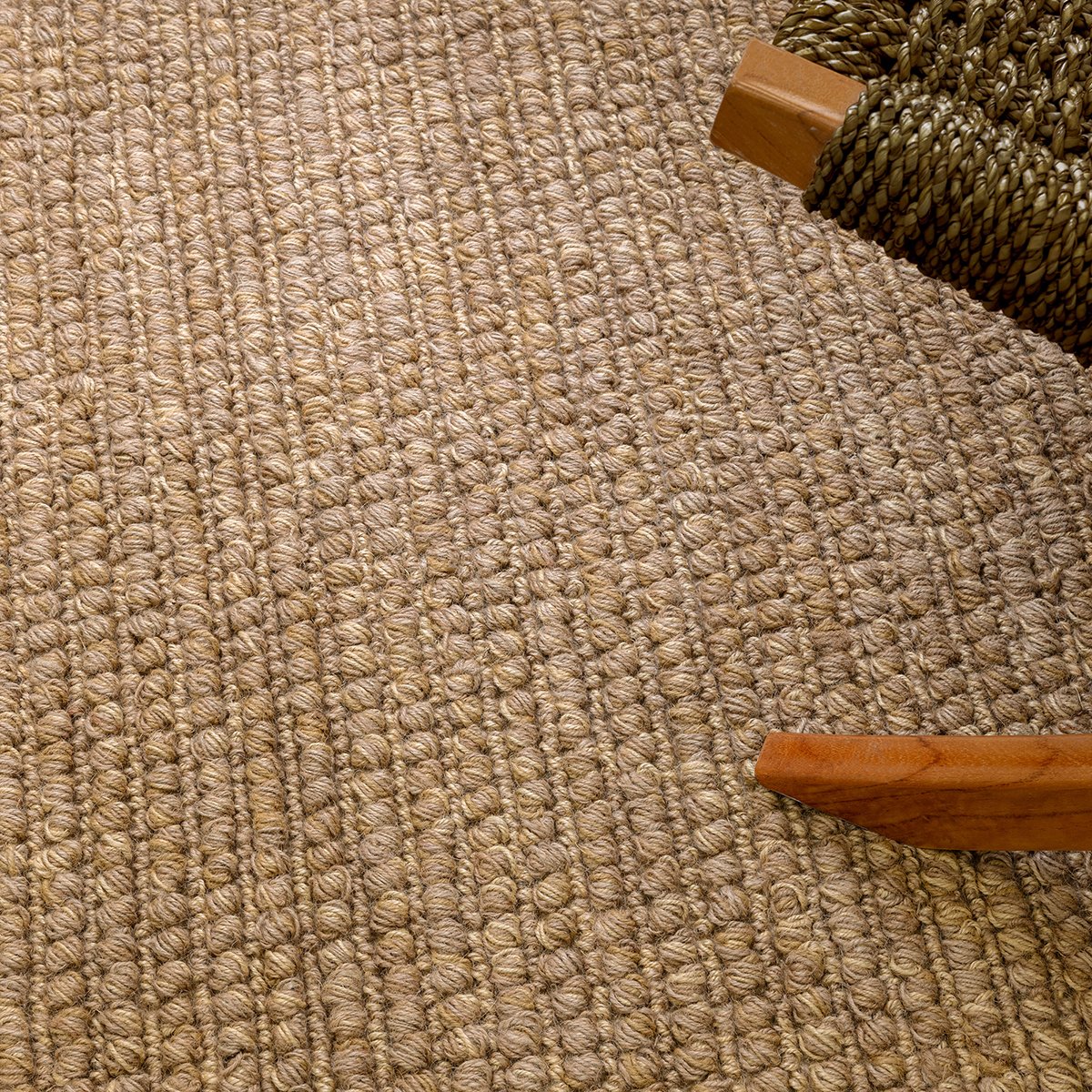 Asiatic Jute Loop Natural