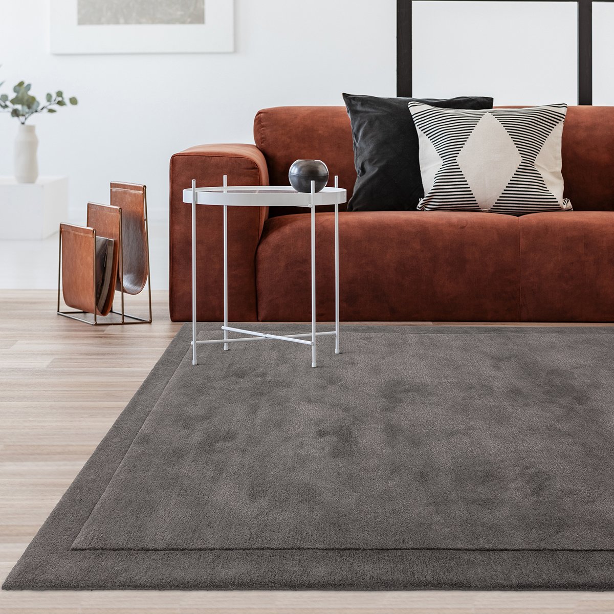 Asiatic Rise Charcoal