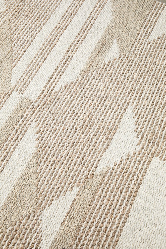 Avalon Taylor Natural