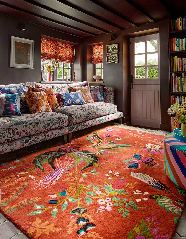 Harlequin – Sophie Robinson Wonderland Floral Amber/Lapis 144713