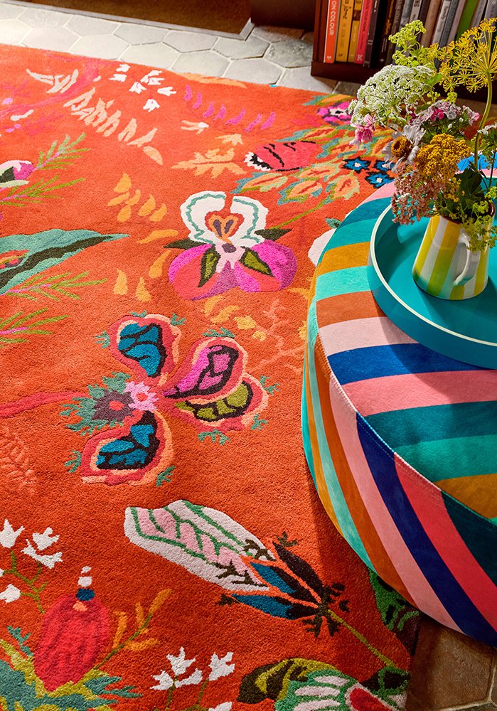 Harlequin – Sophie Robinson Wonderland Floral Amber/Lapis 144713
