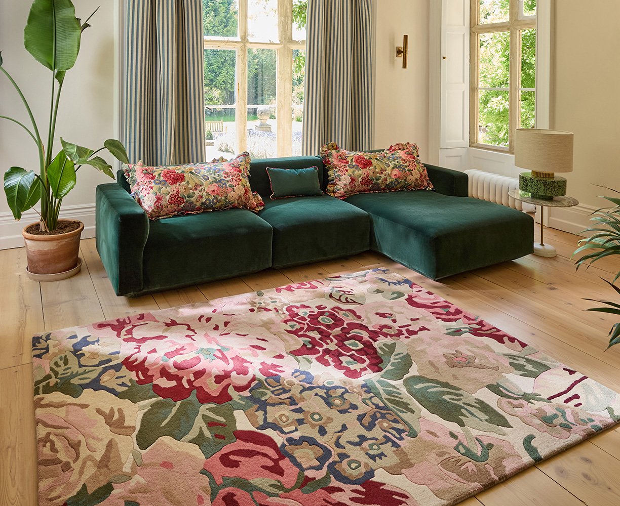 Sanderson Rose & Peony Red 045000