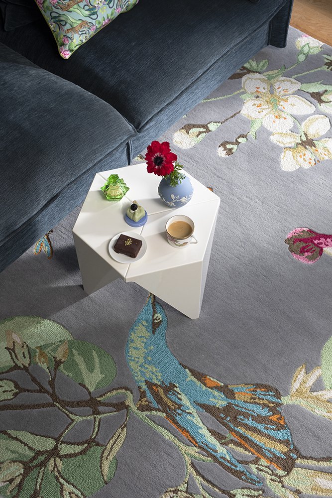 Wedgwood Hummingbird Grey 037804