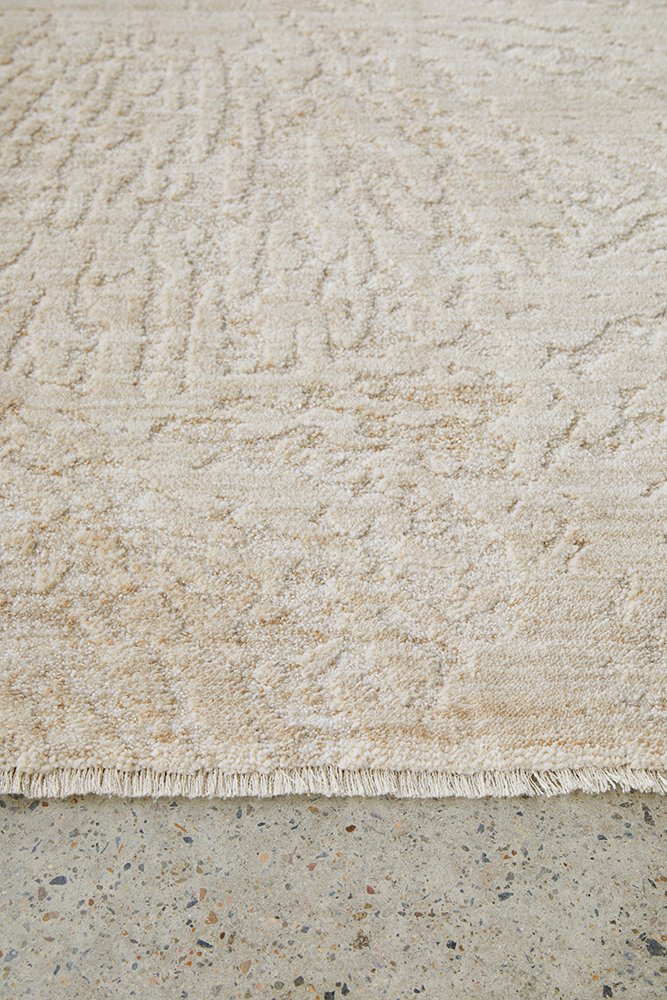 Emma Blomfield Plume Oat