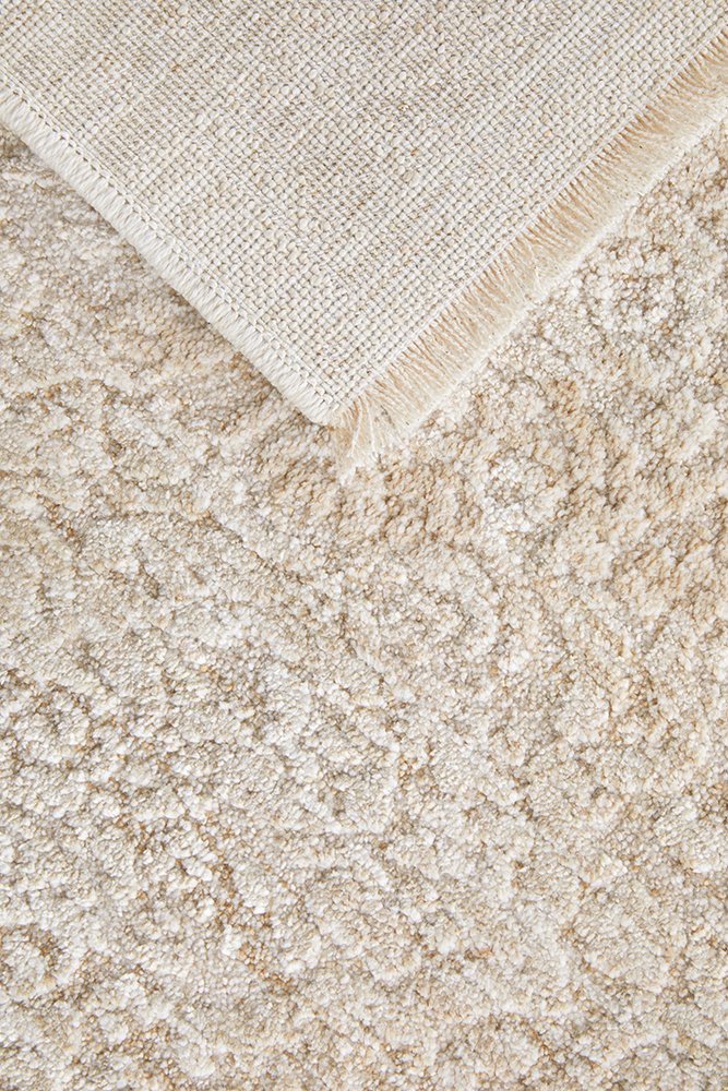 Emma Blomfield Veil Natural