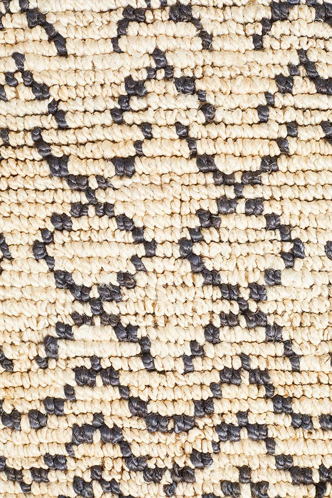 Kenya 28 Ivory