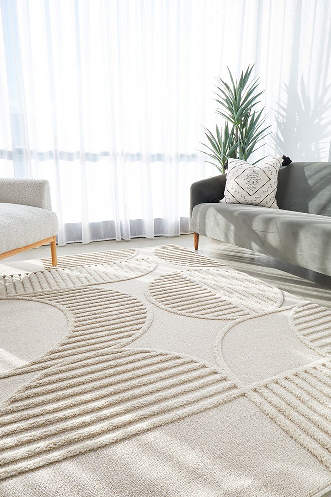 Lotus Leo Beige