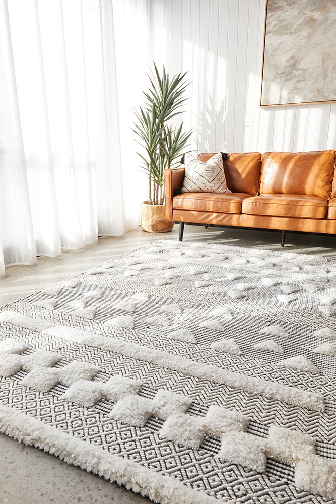 Miller 733 Ivory