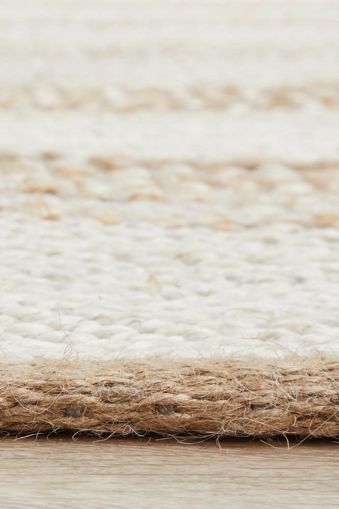 Noosa 555 Natural White