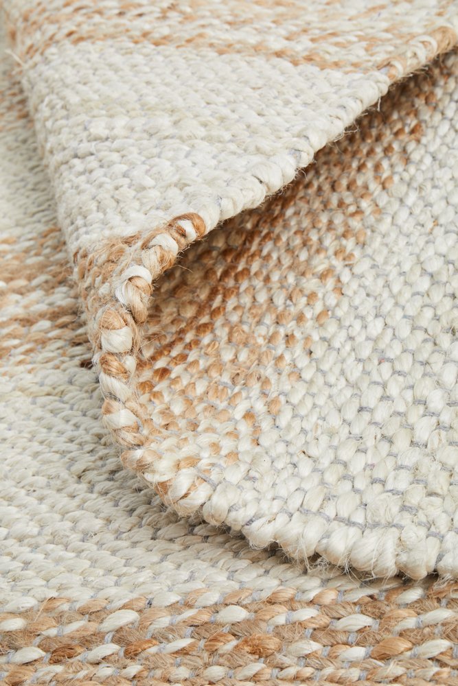 Noosa 555 Natural White