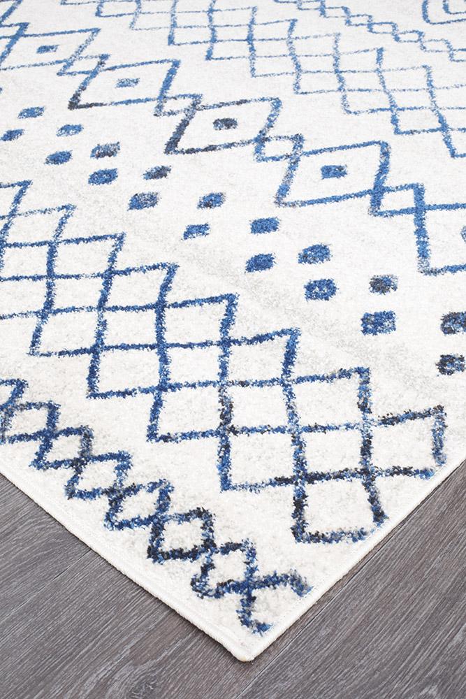 Oasis 453 White Blue