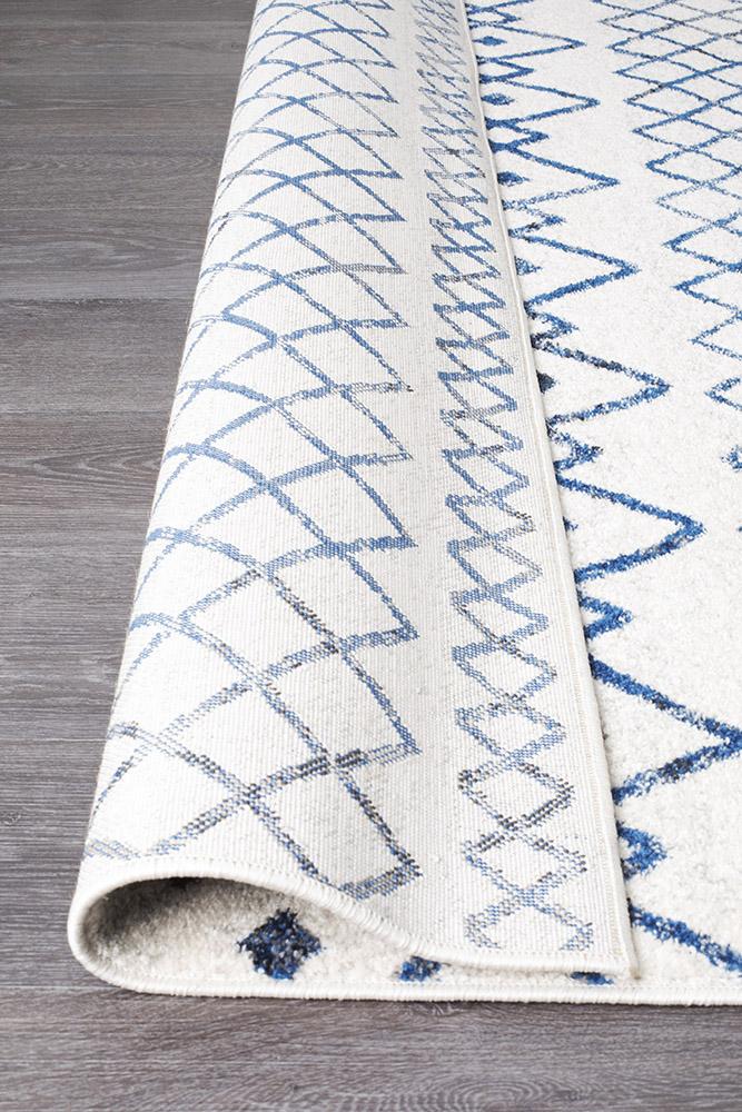 Oasis 453 White Blue