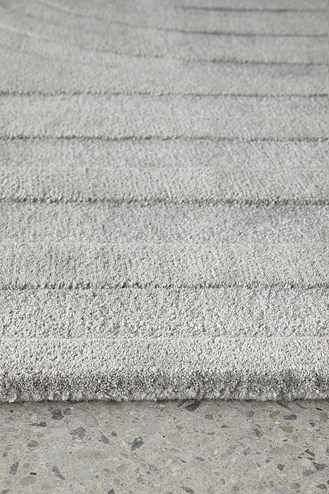 Summit Trail Grey